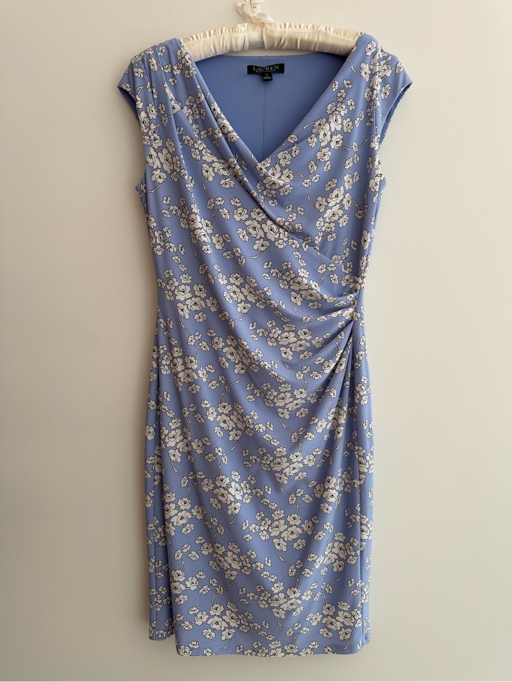 LAUREN Ralph Lauren Faux Wrap Front Midi Dress Floral V Neck Party Occasion Chic - Picture 8 of 15